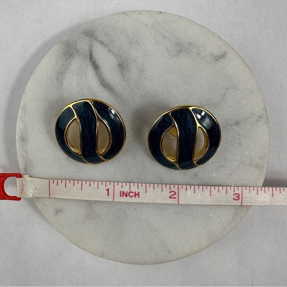 Vintage Earrings - Picture 5 of 5